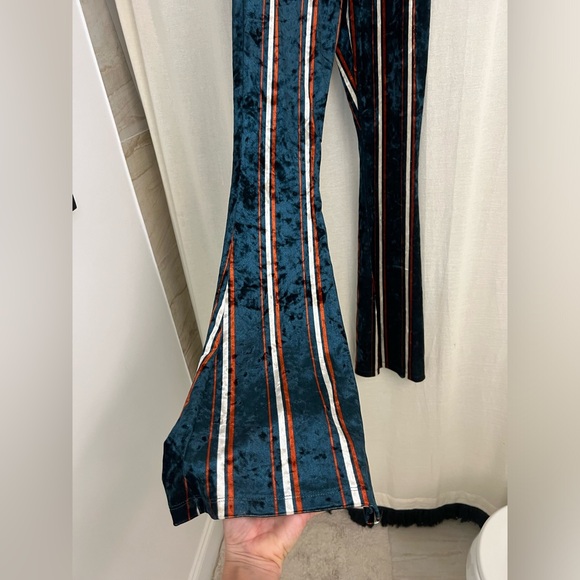 TOPSHOP velvet striped bell bottoms US 4/S - Picture 4 of 4